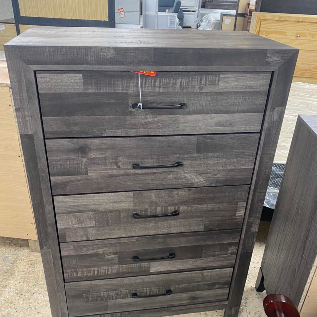 Chest 8363